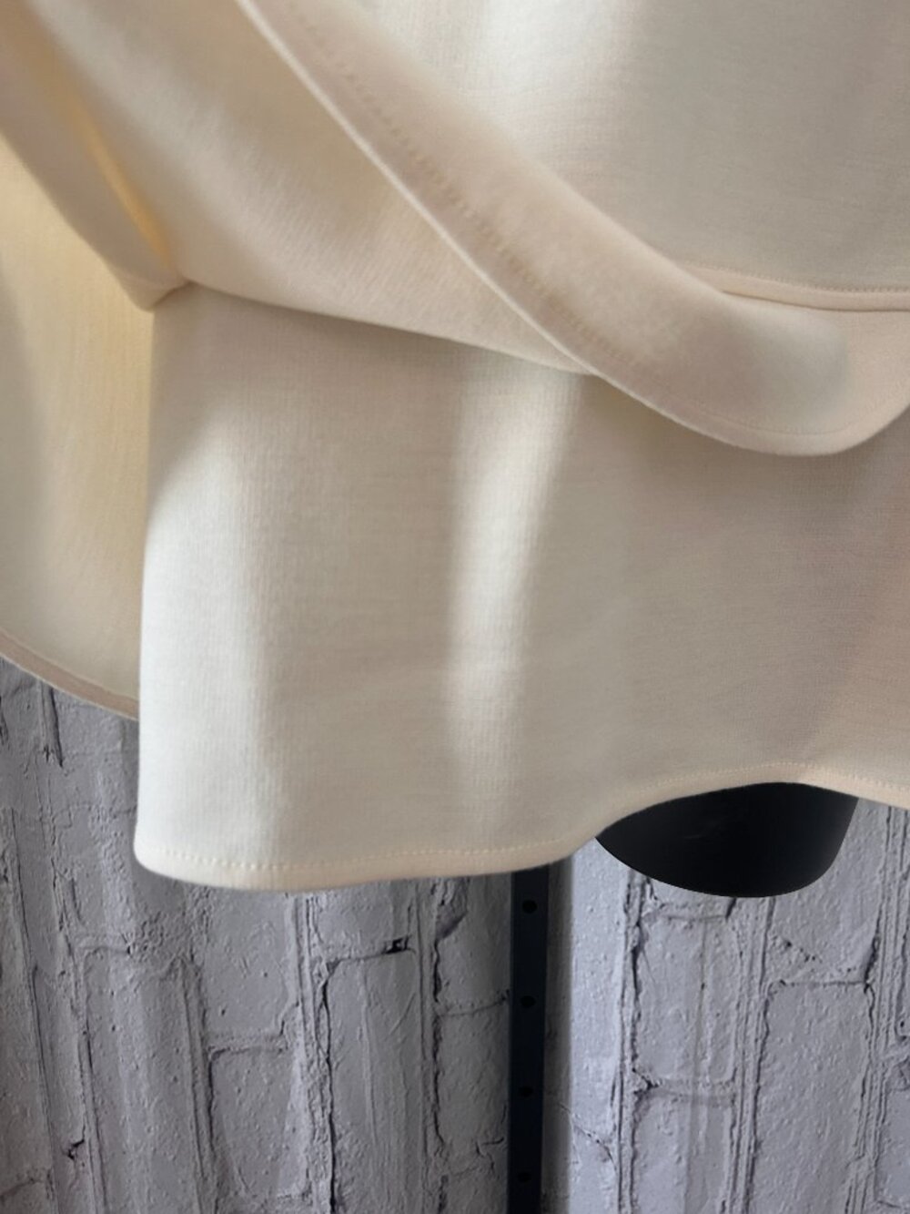 St. John | Peplum Top with Three Quarter Sleeves - Picture 7 of 16